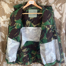 Charger l&#39;image dans la galerie, Genuine British Army Smock Combat Jungle DPM Camouflage - Size 160/104
