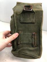 Lade das Bild in den Galerie-Viewer, Original WW2 Canadian Army 37 Pattern Bren Pouch - Used Condition
