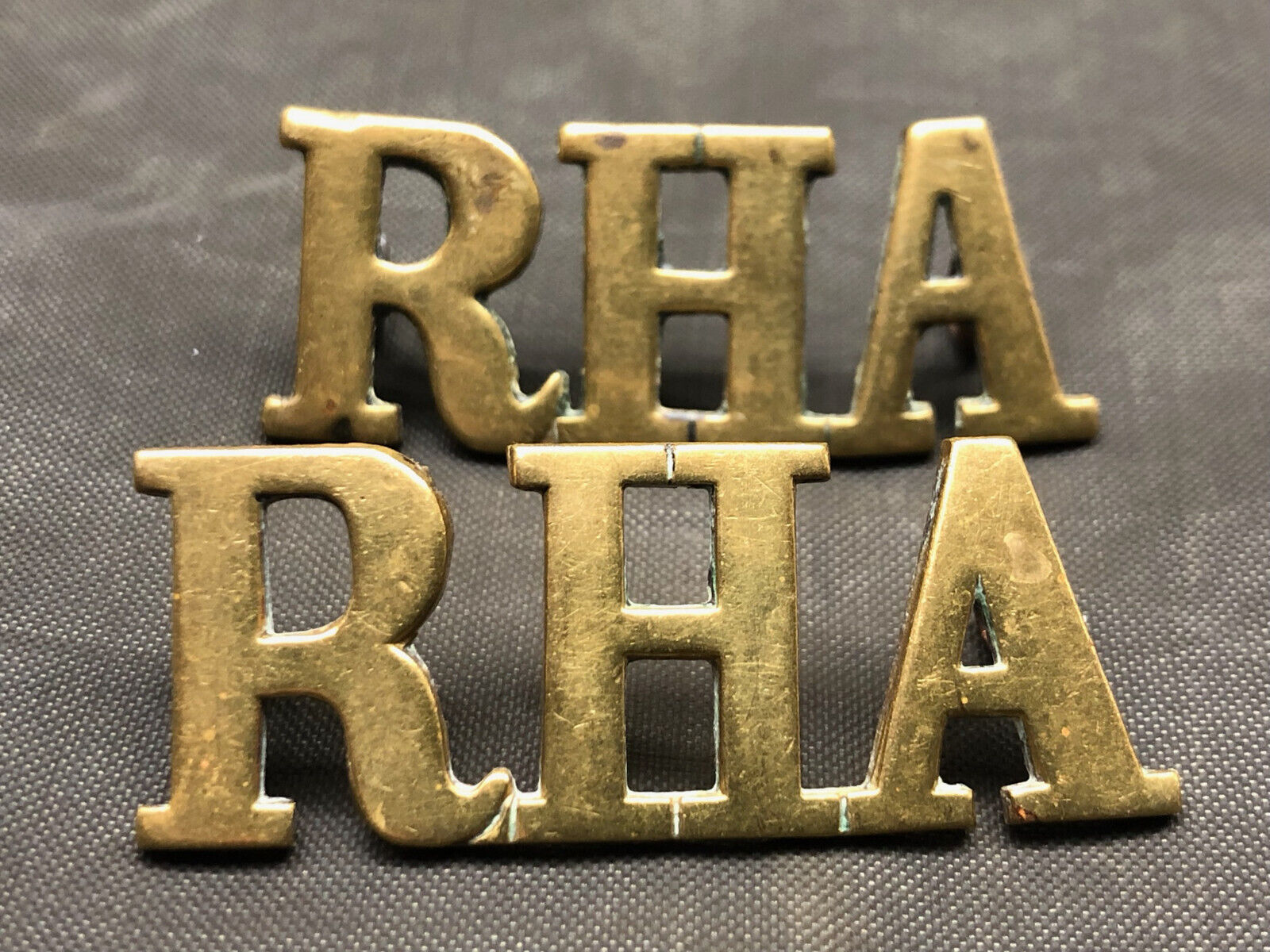 Original WW1 British Army Brass Shoulder Titles - Royal Horse Artillery RHA - The Militaria Shop