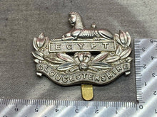 Load image into Gallery viewer, Original WW1 / WW2 British Army Gloucestershire Regiment Cap Badge
