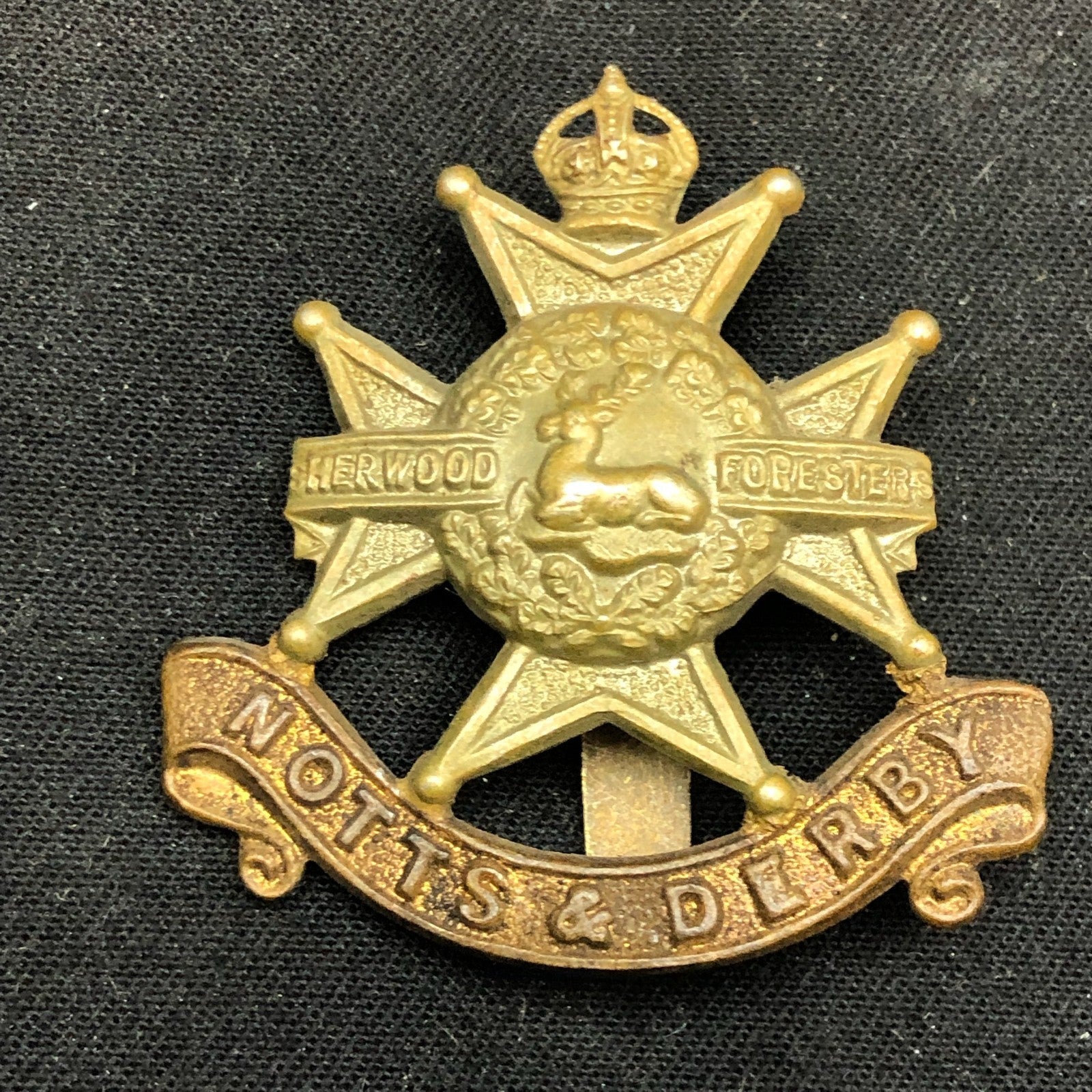 Original WW2 British Army Cap Badge - Sherwood Foresters - The Militaria Shop