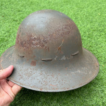 Charger l&#39;image dans la galerie, Original WW2 British Home Front Civillian Zuckerman Helmet &amp; Liner - 1941 Dated
