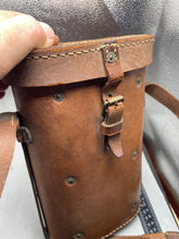 Lade das Bild in den Galerie-Viewer, Image #10
