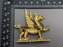 Charger l&#39;image dans la galerie, Original WW1 British Army Cap Badge - Monmouthshire Regiment
