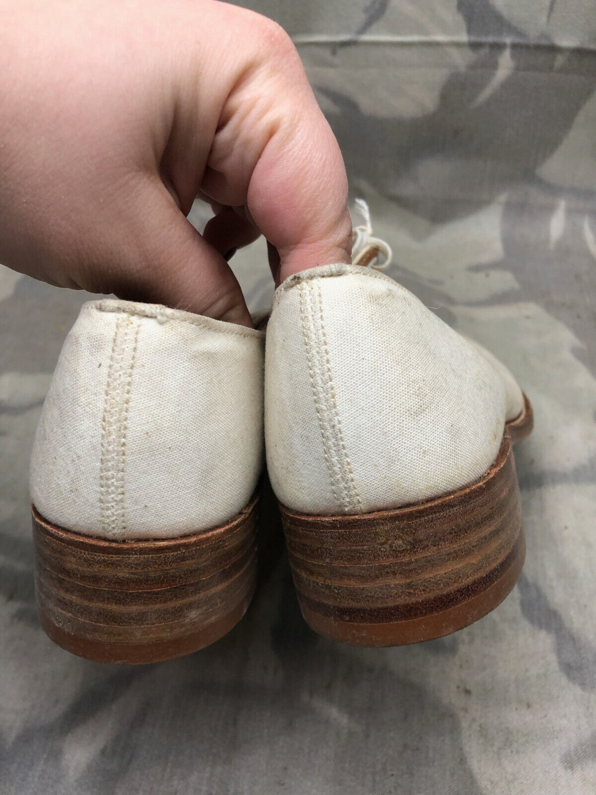 Genuine British Army Women's White Summer Shoes - WW2 Pattern - Size UK 3 S - The Militaria Shop