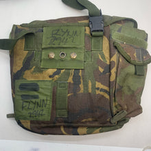 Lade das Bild in den Galerie-Viewer, Genuine British Army DPM Respirator Haversack Gas Mask Bag S10
