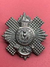 Lade das Bild in den Galerie-Viewer, Original WW1 British Army 4th/5th Royal Scots Territorials Cap Badge
