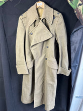 Load image into Gallery viewer, Original WW2 British Army Officers Light Infantry Greatcoat - 1939 - 36&quot; Chest
