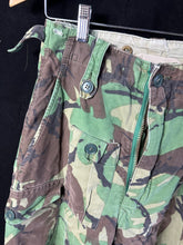 Load image into Gallery viewer, Original British Army 1968 Pattern Combat DPM Trousers - 26&quot; Waist
