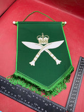 Charger l&#39;image dans la galerie, Interesting British Army Gurkha Regiment Small Banner

