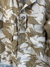 Charger l&#39;image dans la galerie, Genuine British Army Desert DPM Camouflaged Tropical Combat Jacket - 160/96
