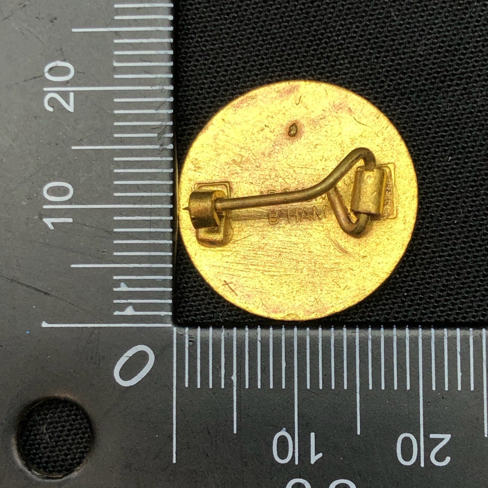 Vintage British Red Cross Society (BRCS) Associate Member Lapel Pin - The Militaria Shop