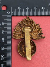 Load image into Gallery viewer, Original WW2 British Army Cap Badge - Royal Fusiliers
