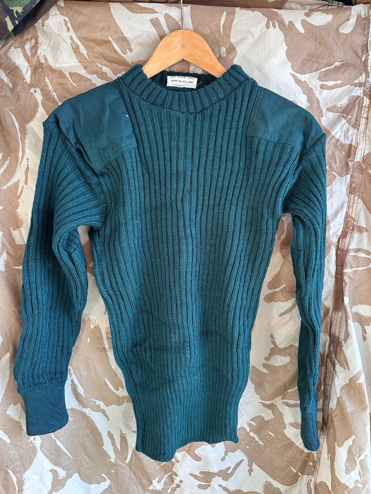 Genuine British Army Commando Green Pull Over Jumper WRAC - Size 4 - 40" Chest - The Militaria Shop