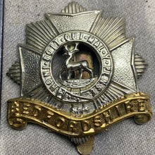 Load image into Gallery viewer, Original WW1 British Army Bedfordshire Regiment Cap Badge
