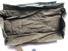 Charger l&#39;image dans la galerie, Original WW2 Korea Vietnam US Army M-1945 Field Pack Cargo OG Green - NEW STOCK
