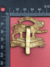 Lade das Bild in den Galerie-Viewer, Original WW2 British Army Leicestershire Regiment Cap Badge
