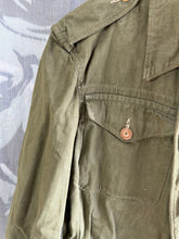 Lade das Bild in den Galerie-Viewer, Original WW2 British Army Denim Battledress Jacket - Economy Pattern
