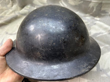 Lade das Bild in den Galerie-Viewer, Original WW2 British Home Front Bakelite Brodie Helmet - Southampton Named
