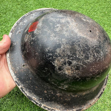 Charger l&#39;image dans la galerie, WW2 British Army Mk2 Brodie Helmet - Original Untouched - South African Made
