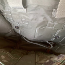 Lade das Bild in den Galerie-Viewer, Image #4
