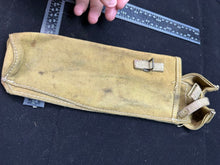 Load image into Gallery viewer, Original WW2 Britsh Army Vickers Long Range Sight Transport Bag 1941 Dated
