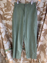 Load image into Gallery viewer, Genuine US Army Vintage OG-507 Olive Green OG Combat Trousers - Size 26x29
