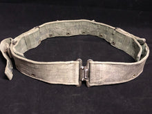 Charger l&#39;image dans la galerie, Original British Army WW2 44 Pattern Combat Belt - 38&quot; Waist
