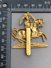 Charger l&#39;image dans la galerie, Original WW1 British Army Fife and Forfar Yeomanry Cap Badge
