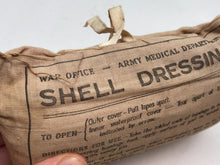 Lade das Bild in den Galerie-Viewer, WW2 British Army Shell Dressing War Office Medical Department - Nice Original
