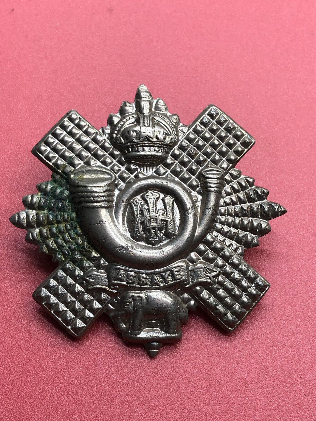 Original WW2 British Army Highland Light Infantry Scottish Regiment Cap Badge