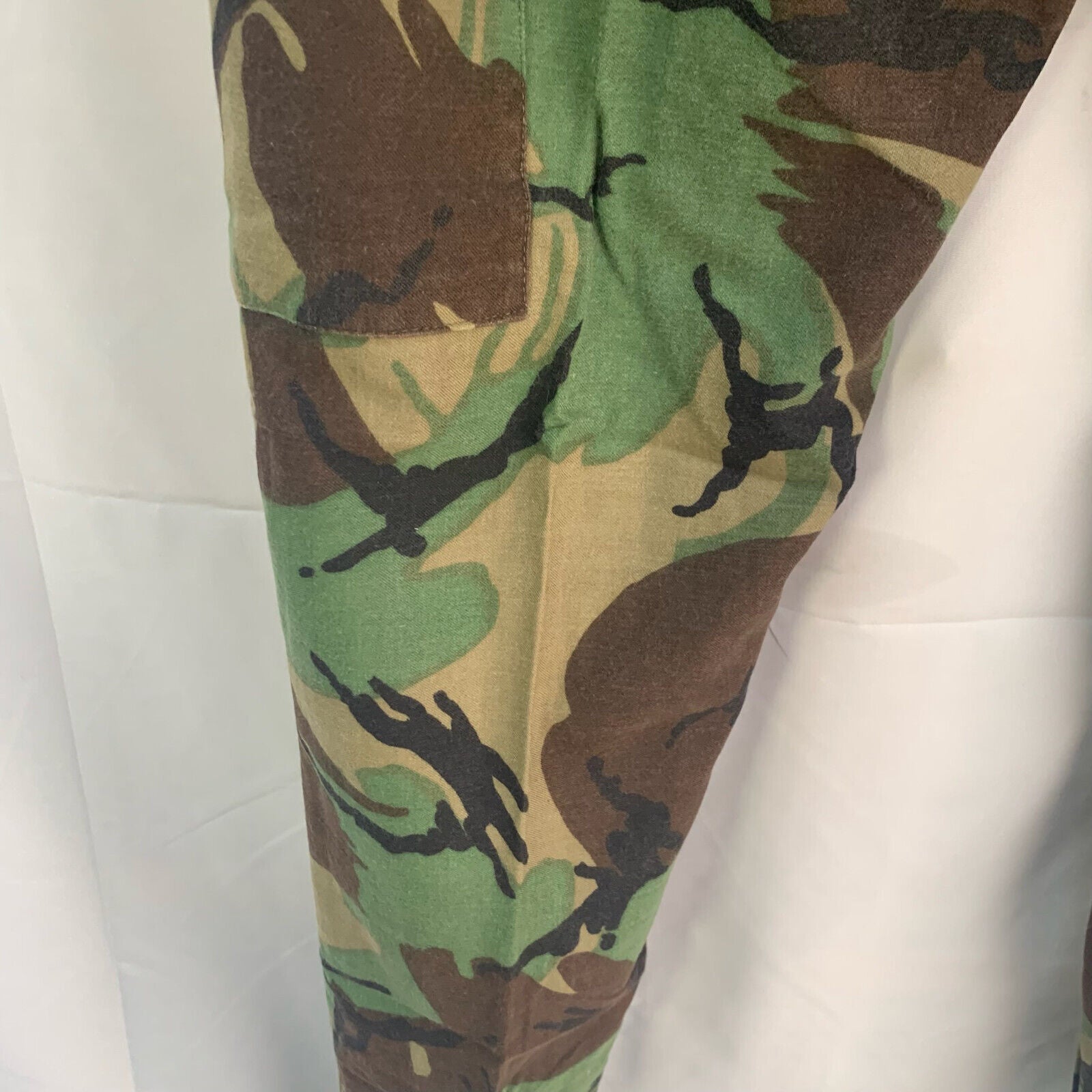 Genuine British Army 68 Pattern DPM Jungle Camouflaged Trousers - Size 29" Waist - The Militaria Shop