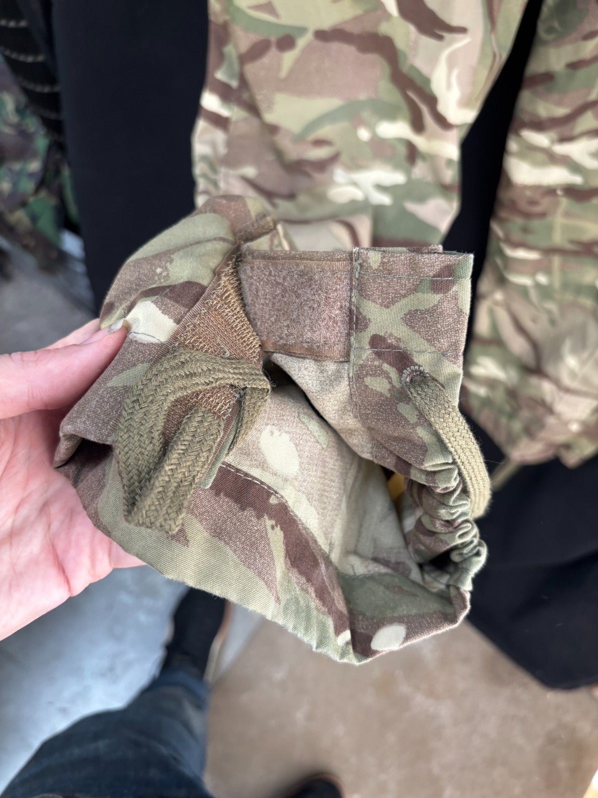 Genuine British Army MTP Combat Windproof Trousers - Size 82/88/104 - The Militaria Shop
