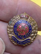 Load image into Gallery viewer, Original WW2 GVI Royal Engineers Enamel &amp; Gilt Metal Sweetheart Brooch
