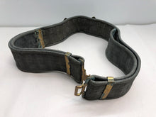 Lade das Bild in den Galerie-Viewer, Original British RAF Royal Air Force WW2 37 Pattern Combat Belt - 38&quot; Waist
