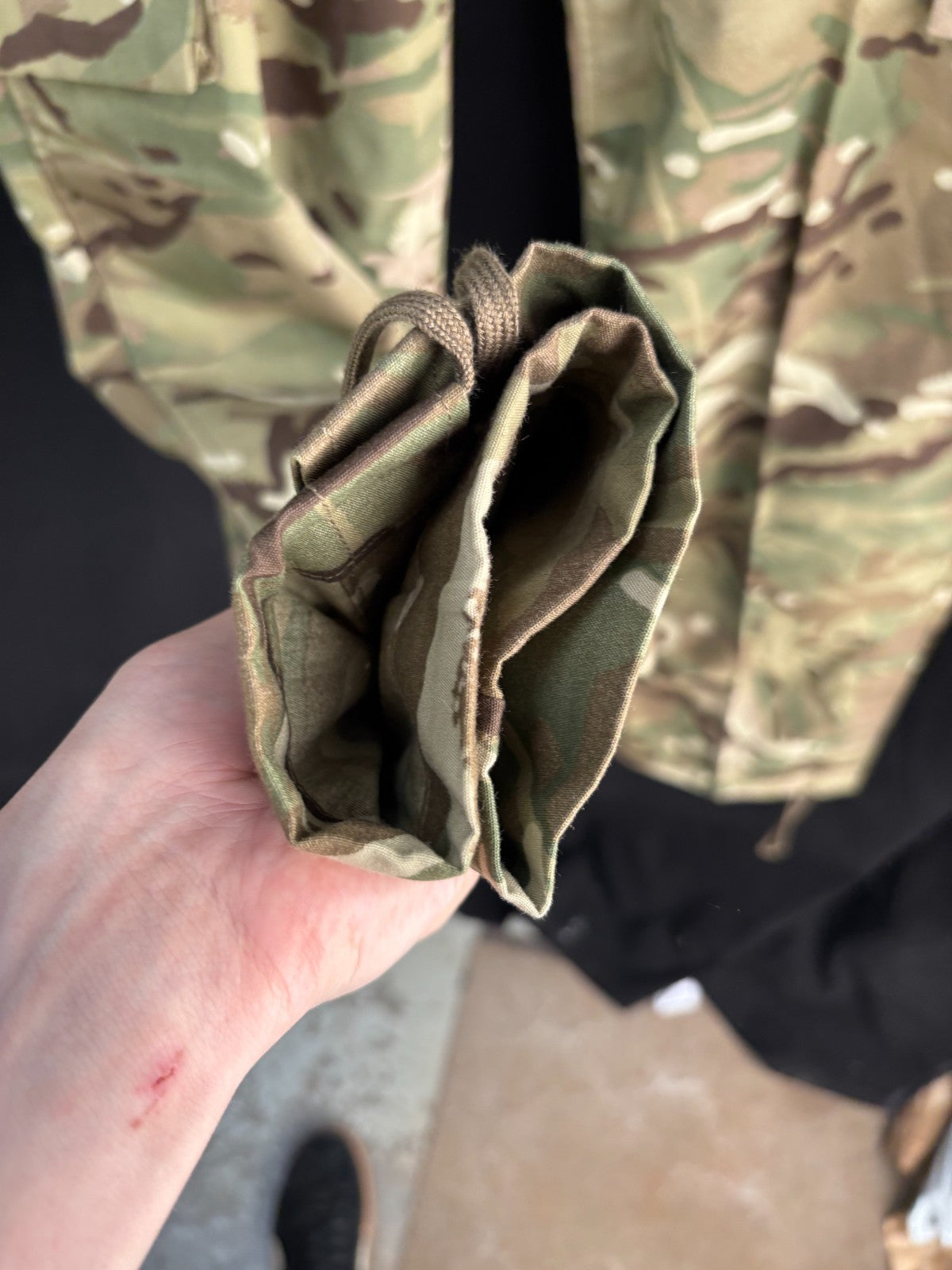 Genuine British Army MTP Combat Windproof Trousers - Size 82/80/96 - The Militaria Shop