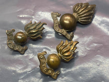 Load image into Gallery viewer, Original British Army WW1 / WW2 Royal Engineers/Artillery Cap / Collar Badges
