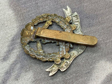 Load image into Gallery viewer, Original British Army WW1 / WW2 Middlesex Regiment Cap Badge
