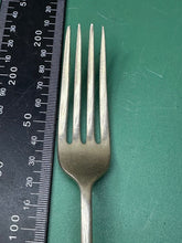 Charger l&#39;image dans la galerie, Original WW2 British Army Officers Mess Fork - 1940 Dated
