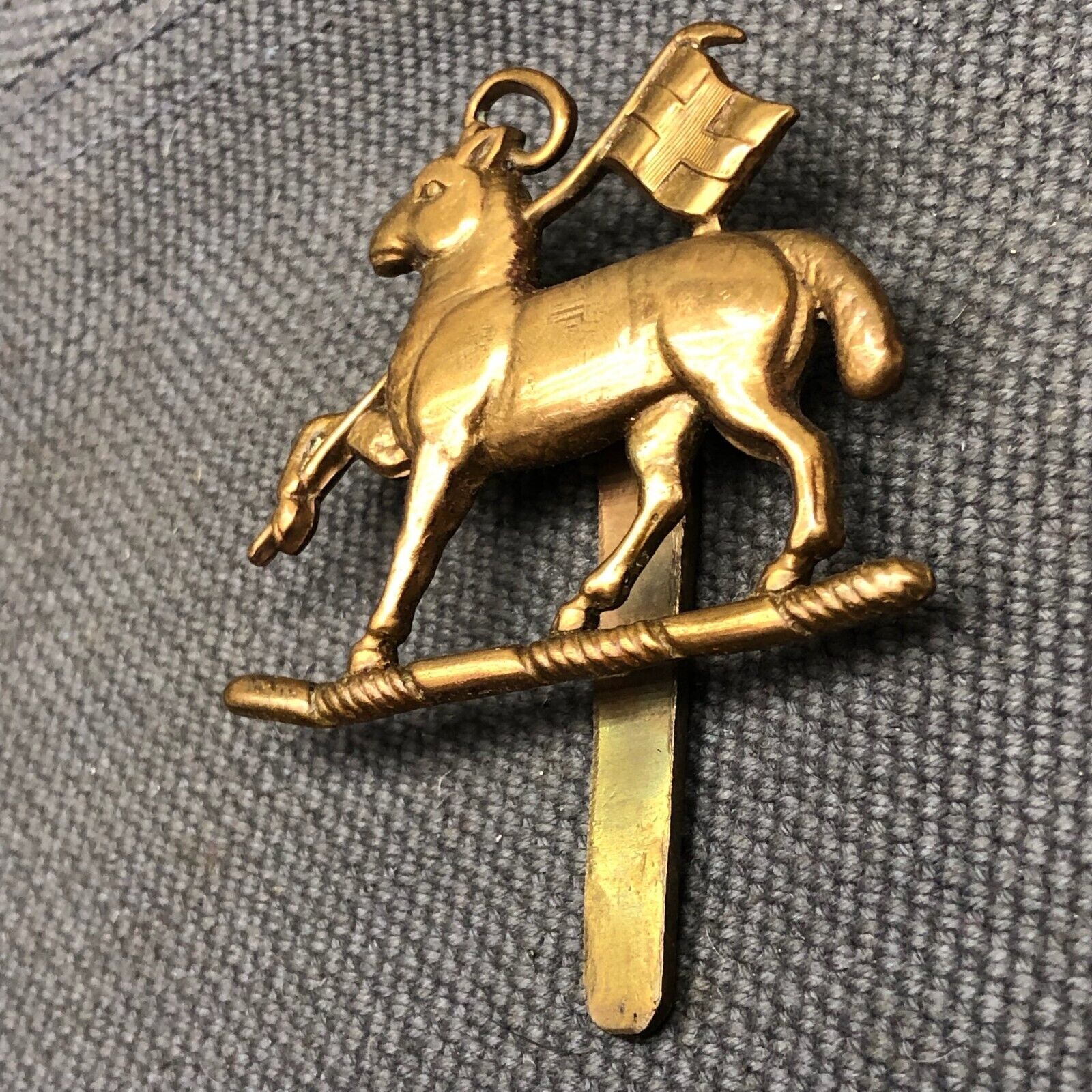 Original WW2 British Army Cap Badge - Queen's Royal Regiment (West Surrey) - The Militaria Shop