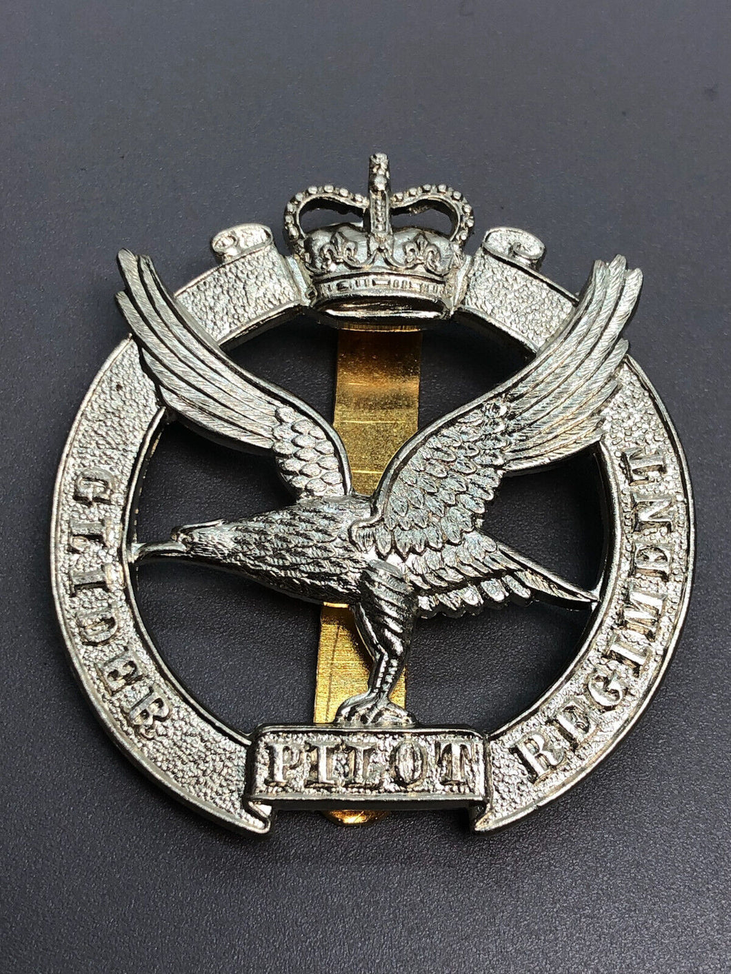 Genuine British RAF Glider Pilot Regiment Cap Badge