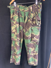 Charger l&#39;image dans la galerie, Genuine British Army DPM Combat Trousers - Size 70/88/104
