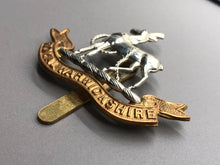 Load image into Gallery viewer, Original WW2 British Army Royal Warwickshire Regiment Cap Badge
