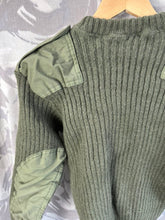 Load image into Gallery viewer, Genuine British Army Man&#39;s Heavy Jersey Olive Drab Pull Over - Size 36&quot; Chest
