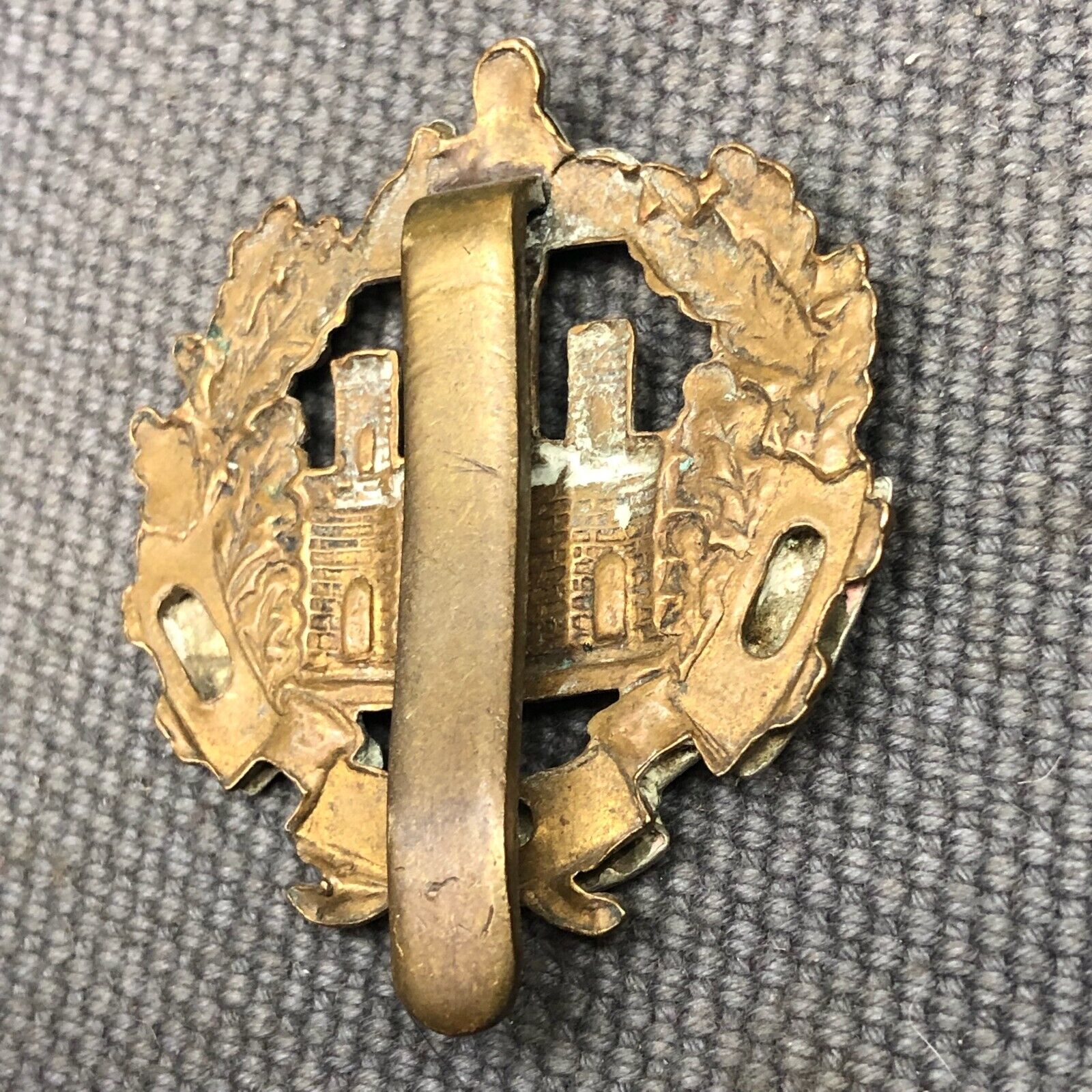 Original WW2 British Army Cap Badge - Essex Regiment - The Militaria Shop