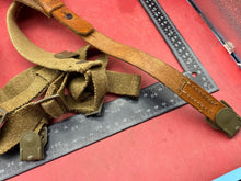 Charger l&#39;image dans la galerie, Original Post WW2 German Army Tropical Y-Straps in Great Condition
