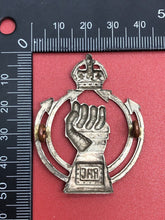 Lade das Bild in den Galerie-Viewer, Original WW2 British Army Cap Badge - Royal Armoured Corps
