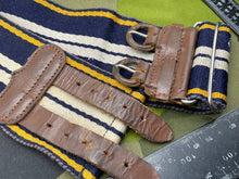 Lade das Bild in den Galerie-Viewer, Original British Army Royal Army Service Corps RASC Stable Belt - Size 30&quot; Waist - The Militaria Shop
