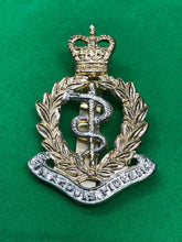 Charger l&#39;image dans la galerie, Genuine British Army Royal Army Medical Corps Cap Badge
