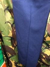 Lade das Bild in den Galerie-Viewer, Image #10
